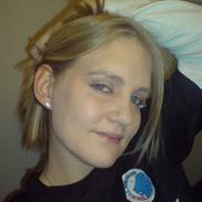 Kvinde Tiina <'33