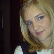 Kvinde Tiina <'33