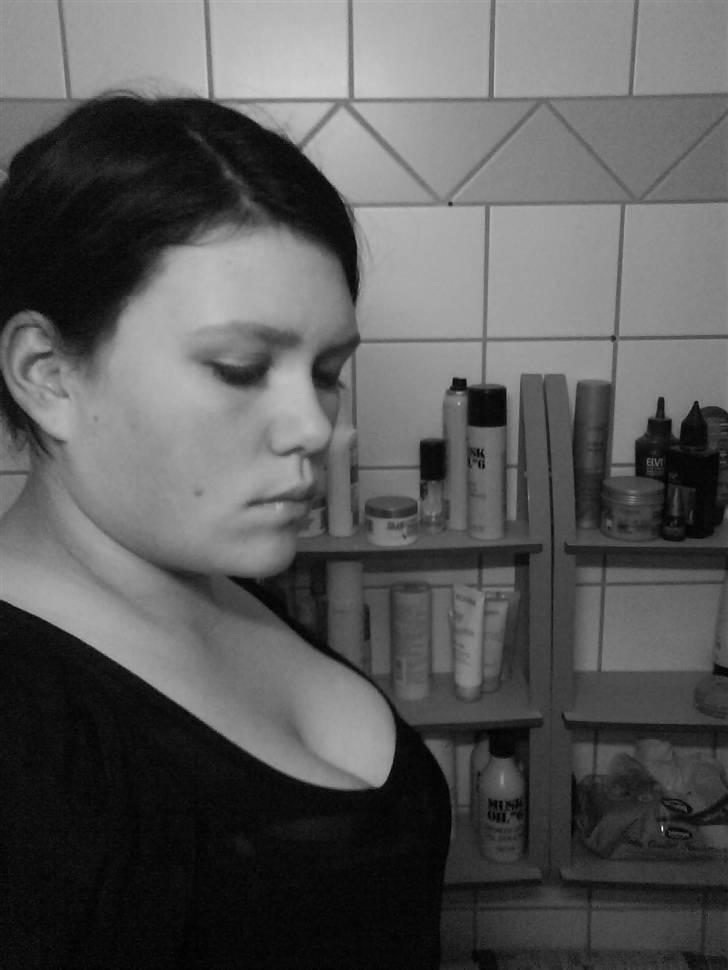 Kvinde Suzy  billede 4