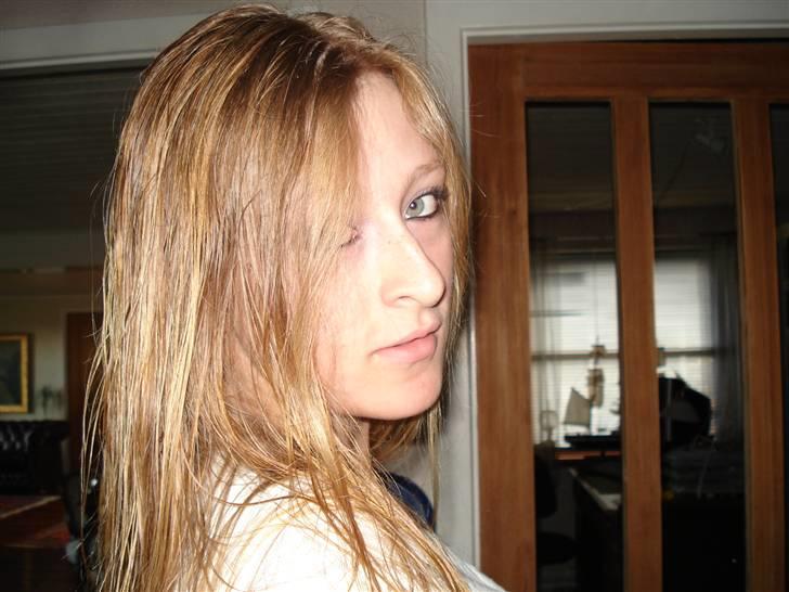 Kvinde Sanni billede 14