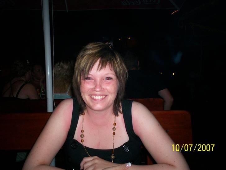 Kvinde Anette - Party time!! billede 4