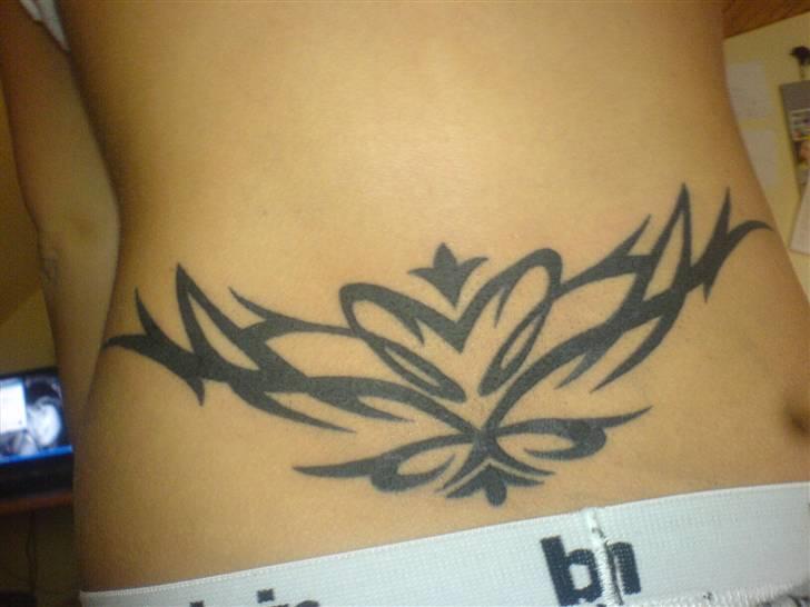 Kvinde Tanja - Min tatovering, fra Juni 2007.  billede 4