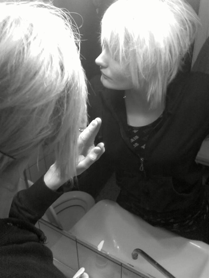 Kvinde , stinne ‹3 billede 1