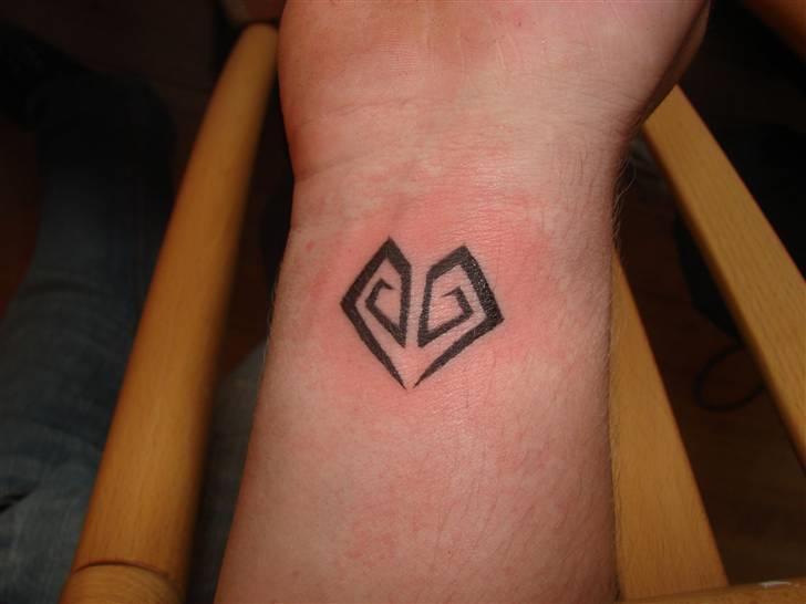 Mand KizzMeAzz - min nya tattoo. fik den lige lavet idag 3/2-08 billede 16