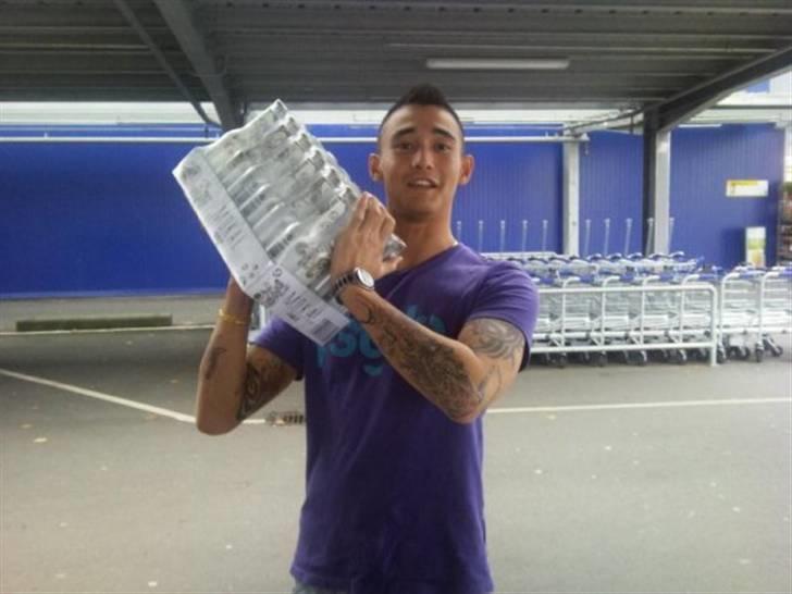 Mand dennis - mig d.30/10-09 billede 1