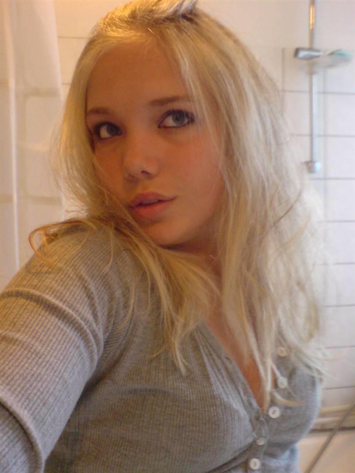 Kvinde camilla billede 16