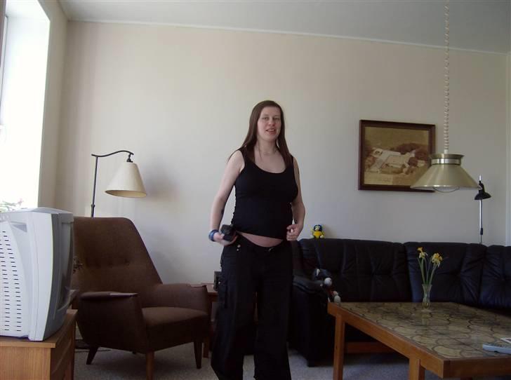 Kvinde Tanja Jensen (Opd. 26/3-22) - Meget gravide mig XD april 2009 billede 12