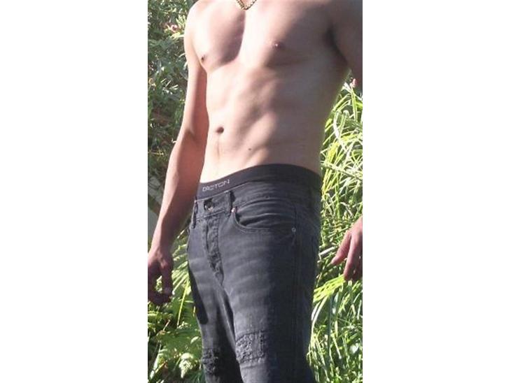 {{currentPhoto.altText}} billede {{currentPhoto.number}}