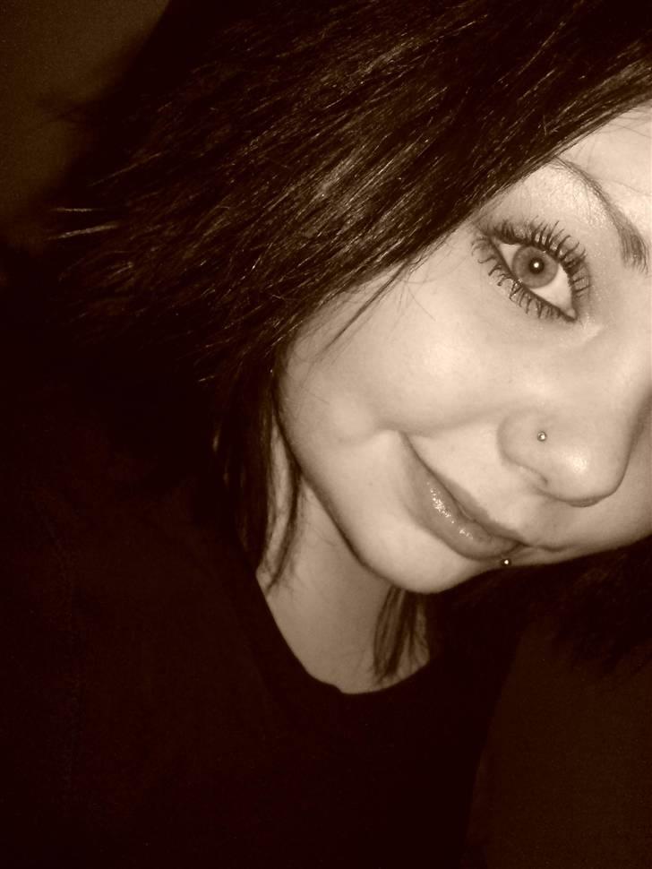 Kvinde Michella Hall (: billede 1