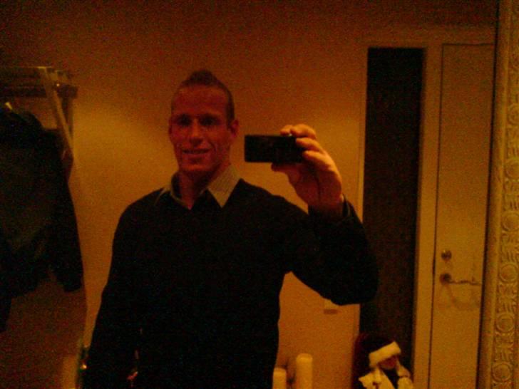 Mand kim billede 1