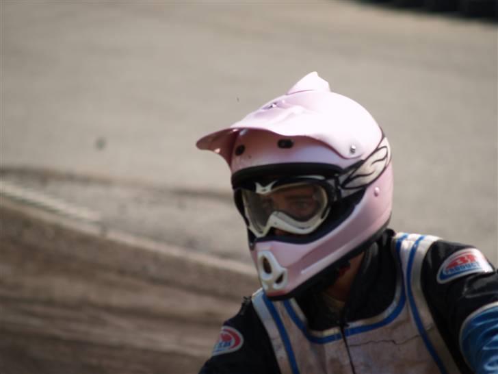 Mand Pucken :D - sporten er speedway :D billede 3