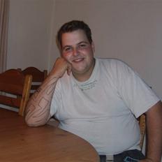 Mand dennis (bundprop)