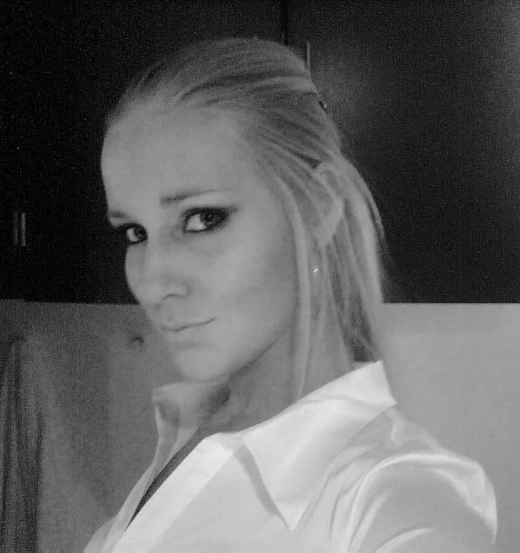 Kvinde ~ Mai ~ billede 1