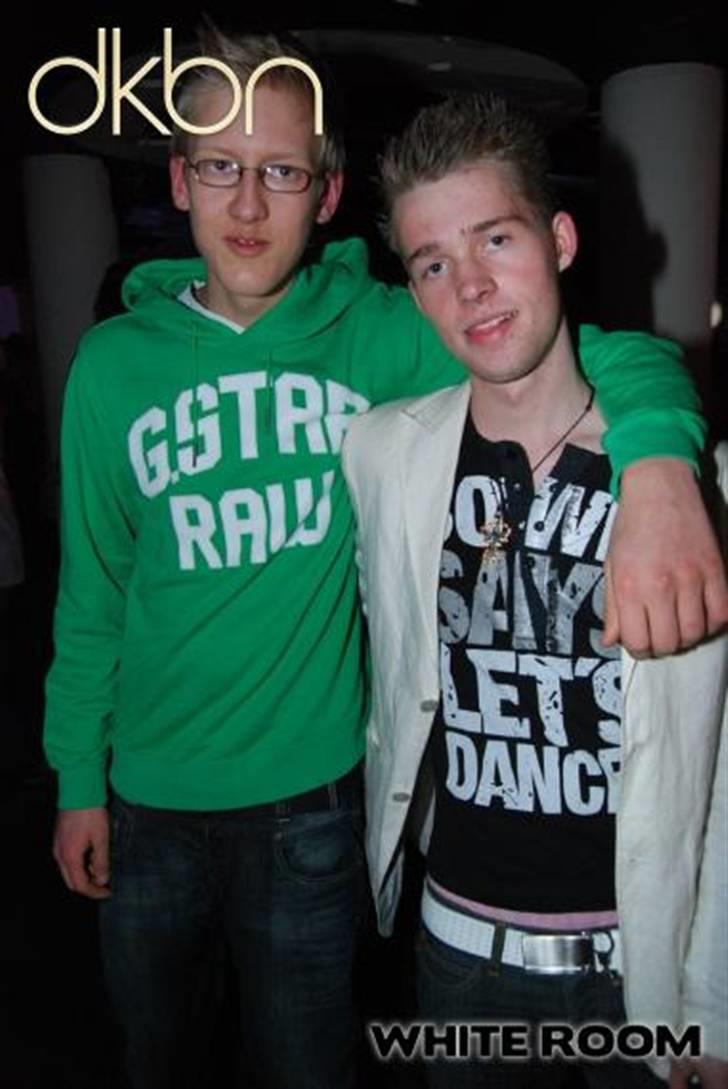 Mand Tim A - tur i byen med vennerne billede 5