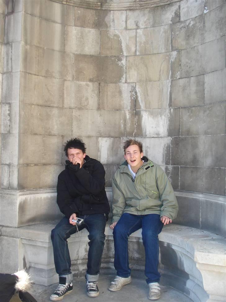 Mand Abes ... HEY piiiift !! - Tue & Mig billede 4