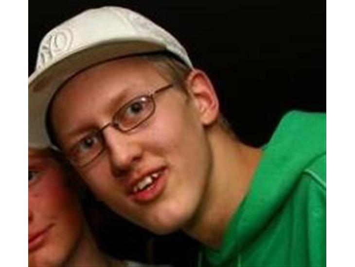 {{currentPhoto.altText}} billede {{currentPhoto.number}}