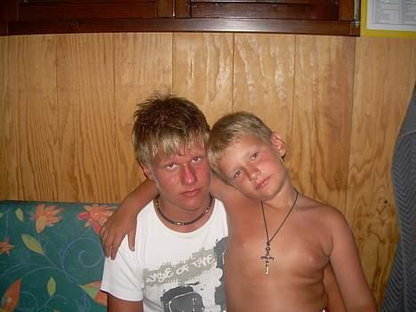 Mand Grønlund - mig og min lillebror i italien billede 3