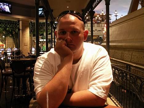 Mand michael mikkelsen - mig i paris casionet i LAS VEGAS 06 billede 8