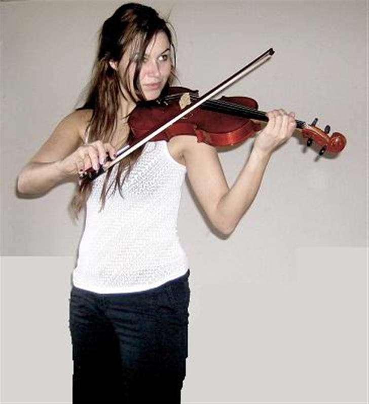 Kvinde Salmira billede 1