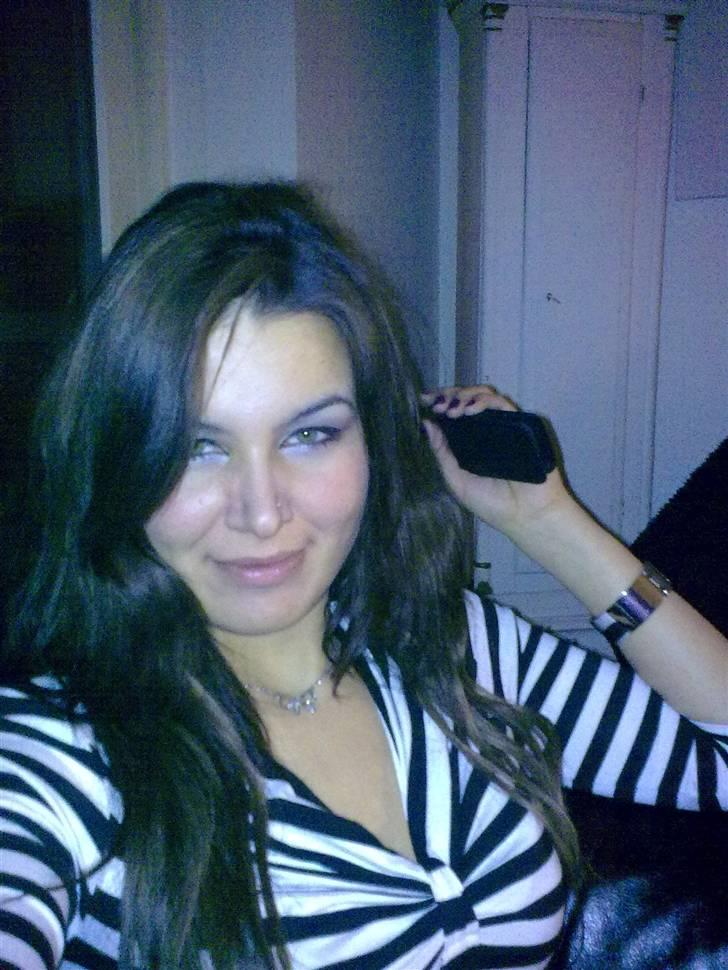 Kvinde Salmira billede 4