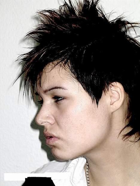 Kvinde Salmira billede 9