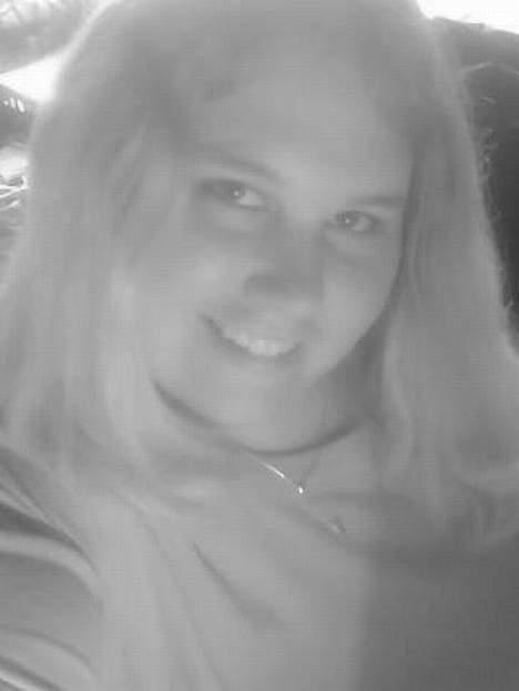 Kvinde Karina - Det er så mig . :$ billede 1