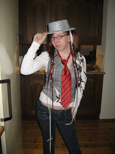 Kvinde Stine - ´ Nytårsaften i en hytte i Norge ! (:  billede 3