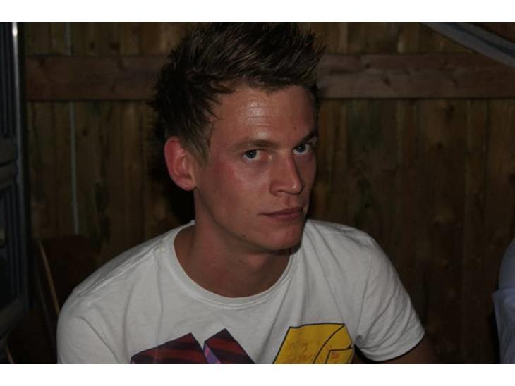 {{currentPhoto.altText}} billede {{currentPhoto.number}}