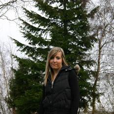 Kvinde SandiNLarsen