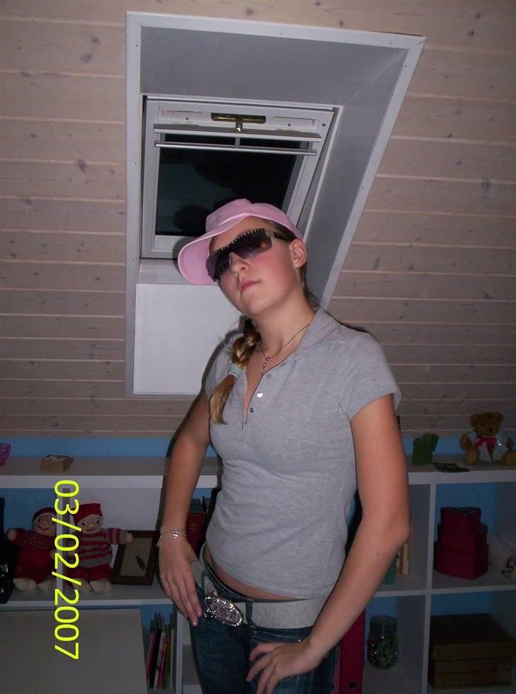 Kvinde SandiNLarsen billede 1