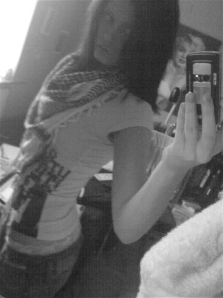 Kvinde Sabine Louise. billede 1