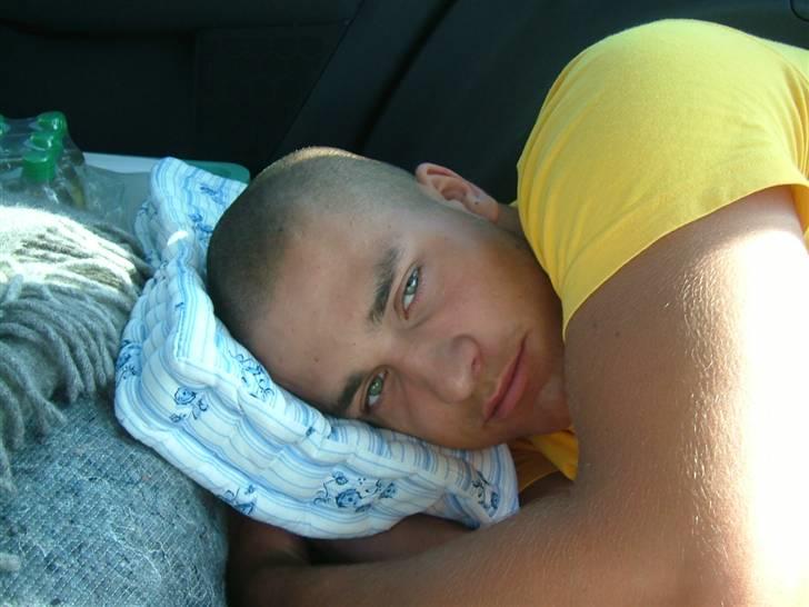 Mand Rune - blev sku træt :o) billede 2