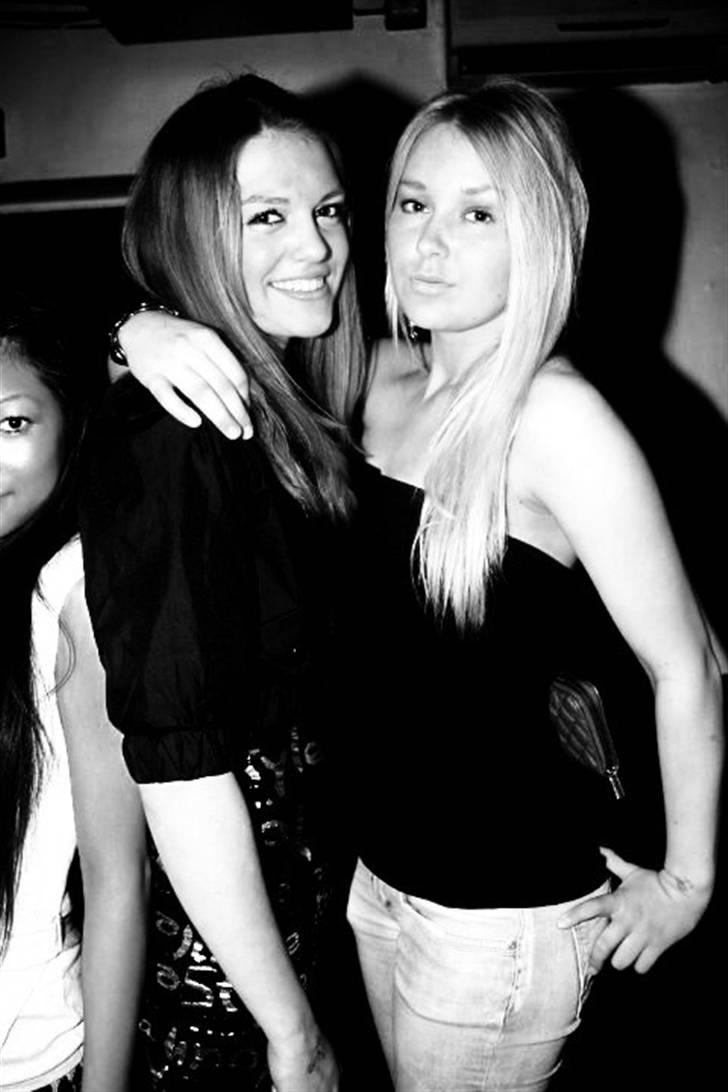 Kvinde Tinne Amalie - Tinne ((:  billede 1