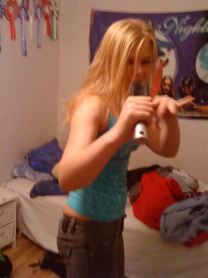 Kvinde Charlotte Berwald - Hej med jer   ;D (Taget før bytur  xD) billede 1