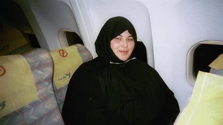 Kvinde Johanna - På vej til Iran, om bord på Iran Air, november 2001. billede 11