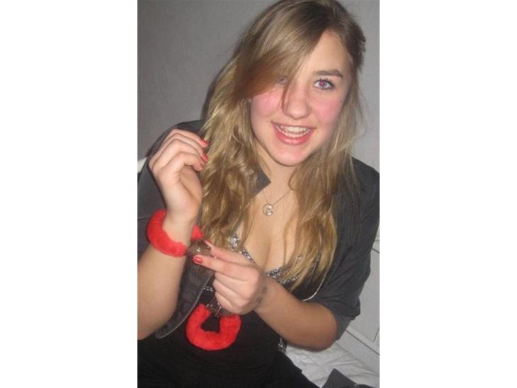 Kvinde Caroline  billede 1