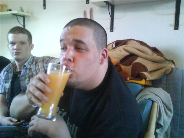 Mand Stephen T - Druk :) Sygeste aften! Har aldrig været så blæst før:) Bliver sent glemt drenge :) billede 6