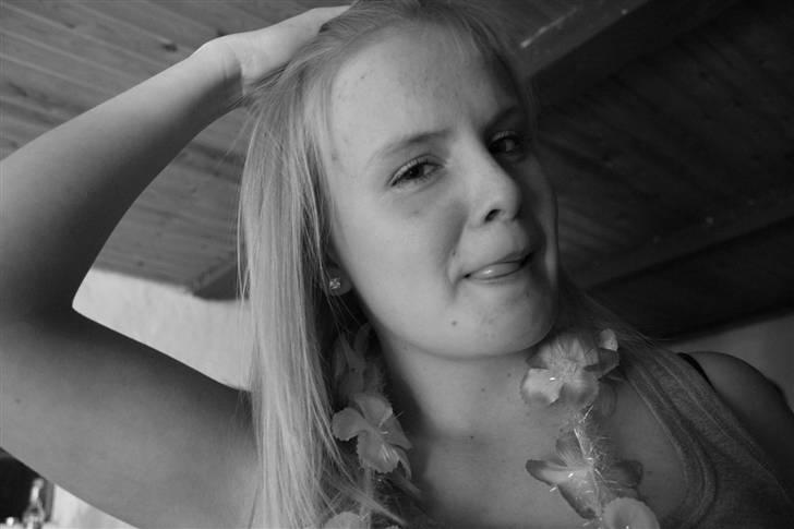 Kvinde Christina - Hmmm?? Mærkeligt billede billede 4