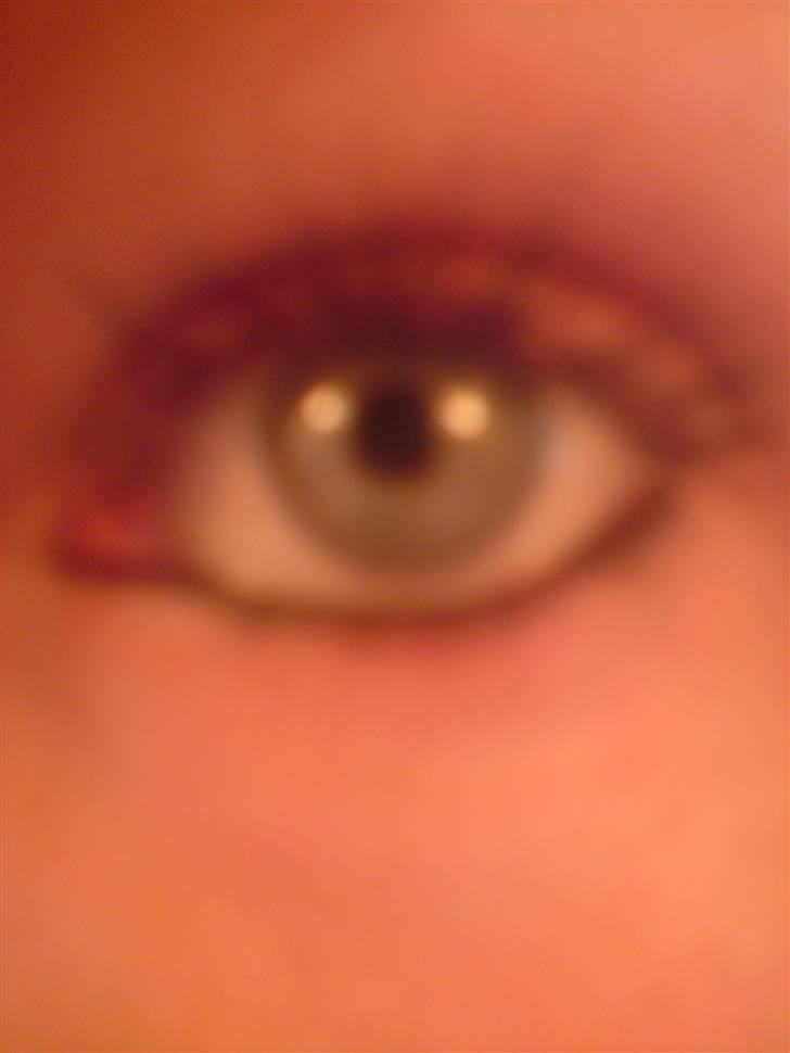 Kvinde lene - mit øje billede 8