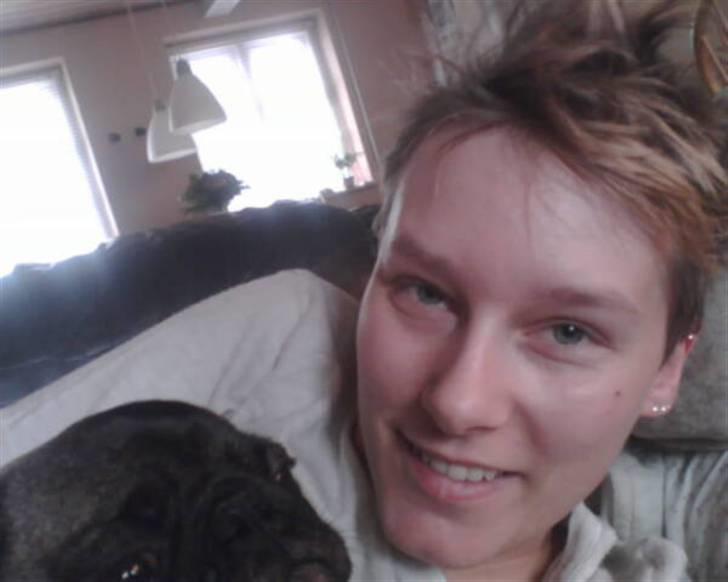 Kvinde . - Mig og min hund billede 11