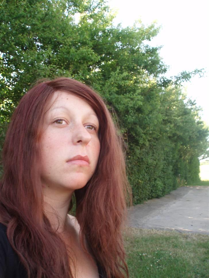 Kvinde Frk. Christiansen - sommer 08 billede 2