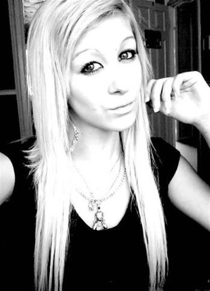 Kvinde Charlotte - Efter striben er gået væk. billede 6