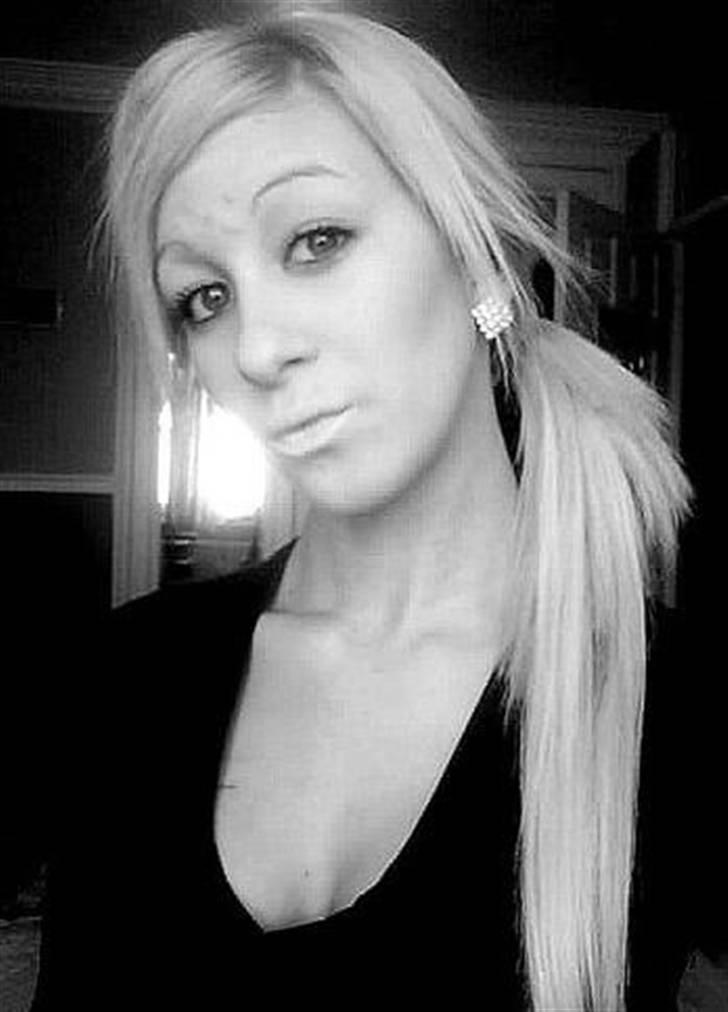 Kvinde Charlotte - Ikke den smarteste, men okay. billede 11