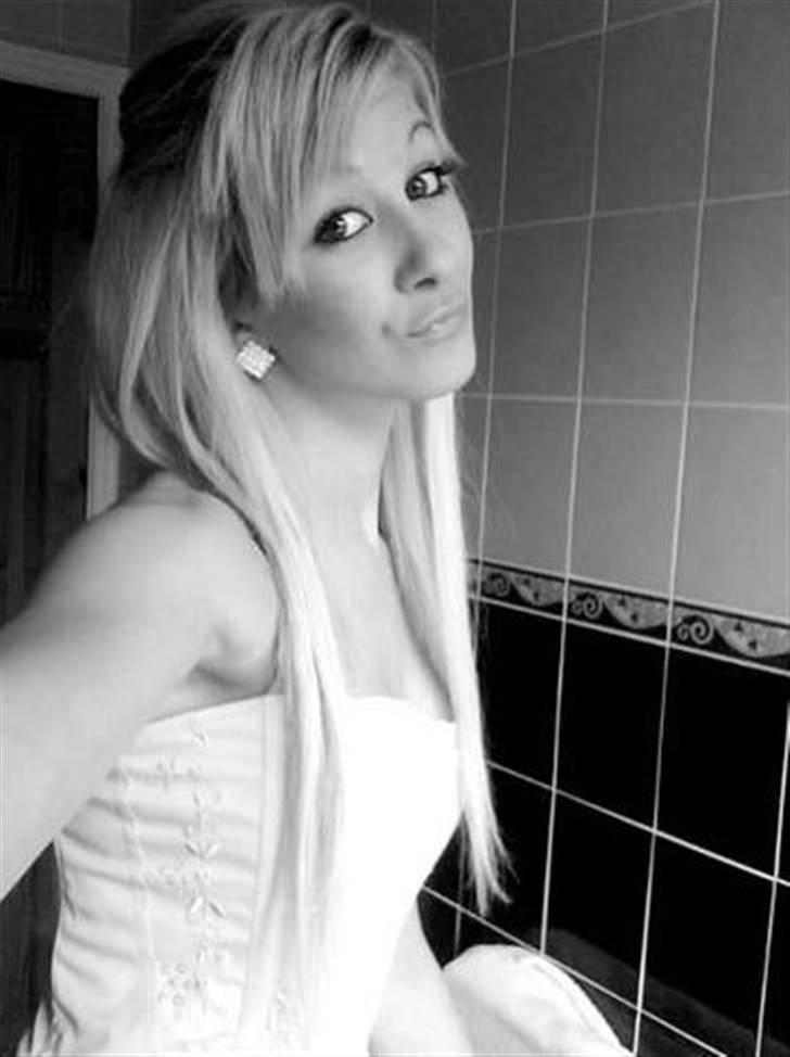 Kvinde Charlotte - Remember me. billede 15