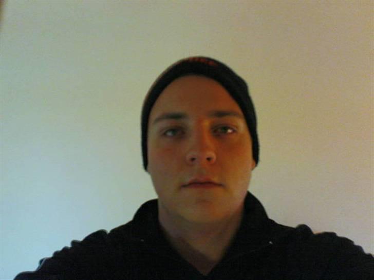 Mand kristian - sådan ser jeg ud når jeg på vej ud for at løbe :D billede 3