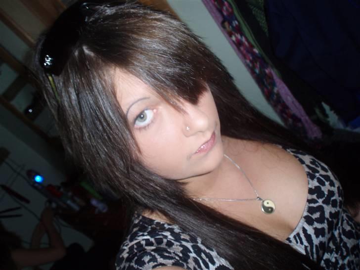 Kvinde sissebaby<3  billede 2