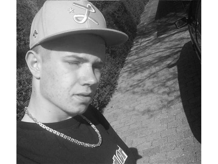 {{currentPhoto.altText}} billede {{currentPhoto.number}}