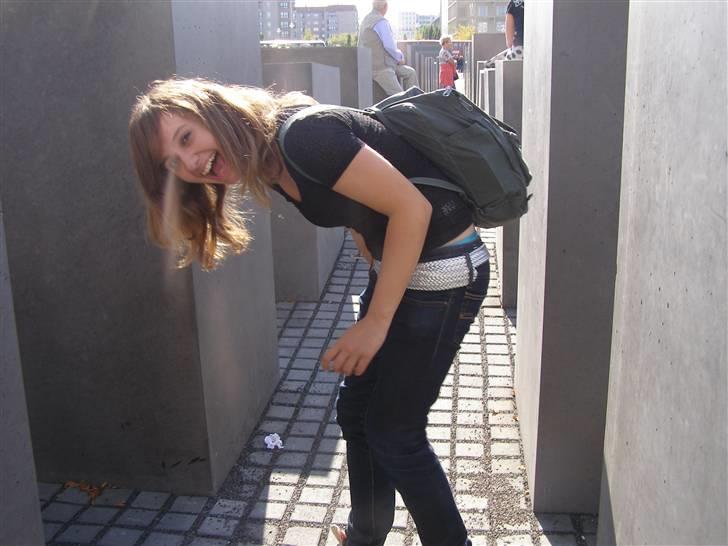 Kvinde Terese  - Berlin med klassen :D  billede 6