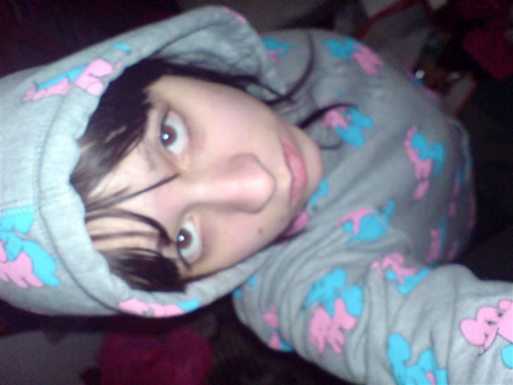 Kvinde simone billede 2