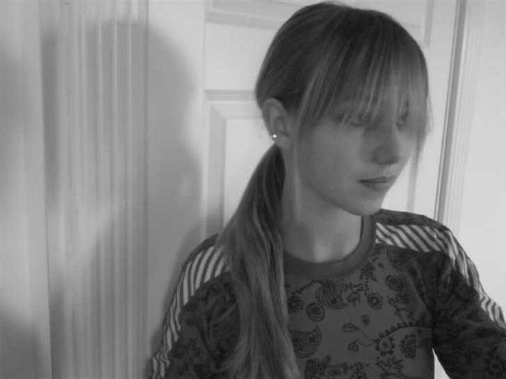 Kvinde Aniqa billede 3